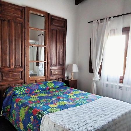 Вилла En Huerto De Catalina Фуэнтес-де-Бехар Экстерьер фото